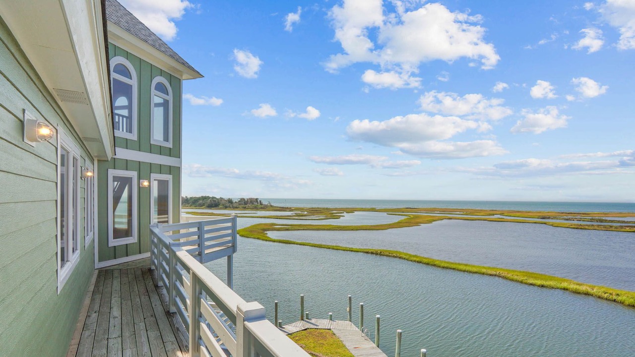 Photo of Others in Hatteras