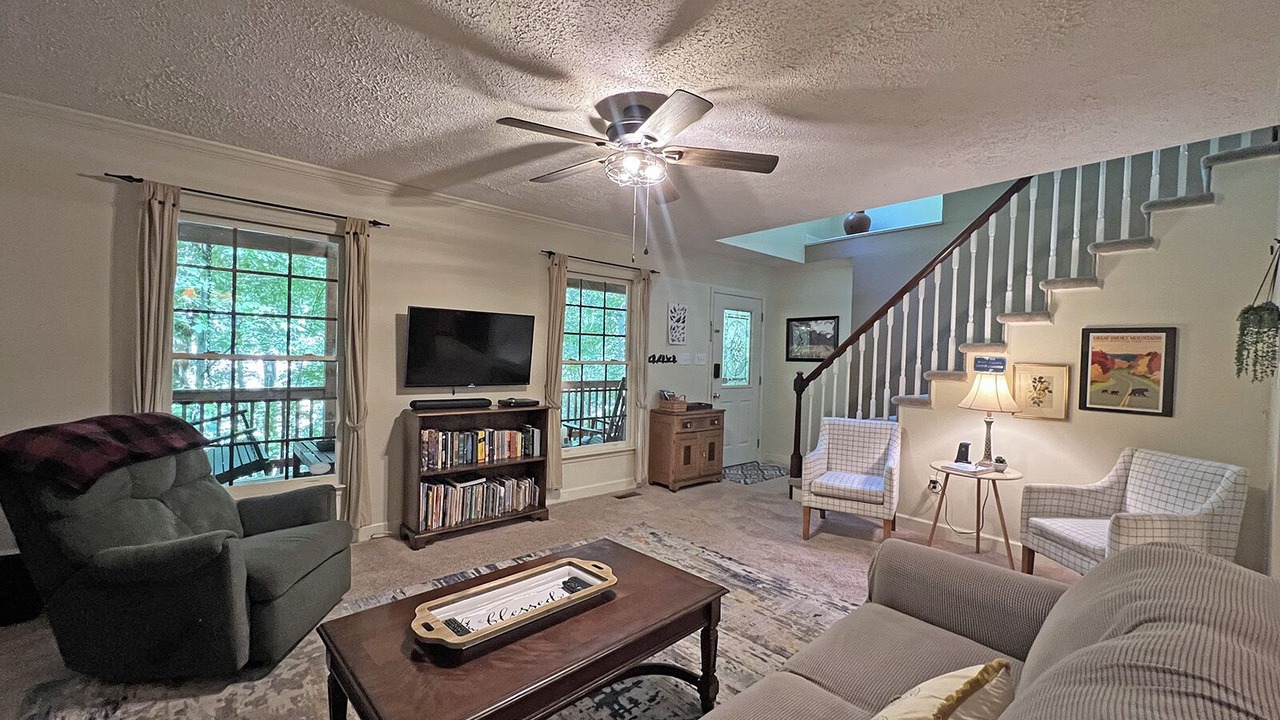 Photo of Livingroom in Bryson City
