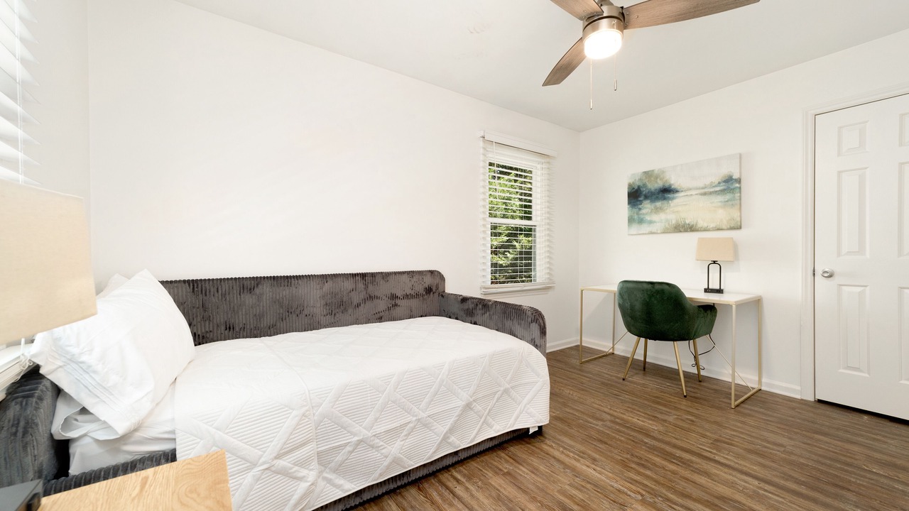 Photo of Bedroom in Wessex Square