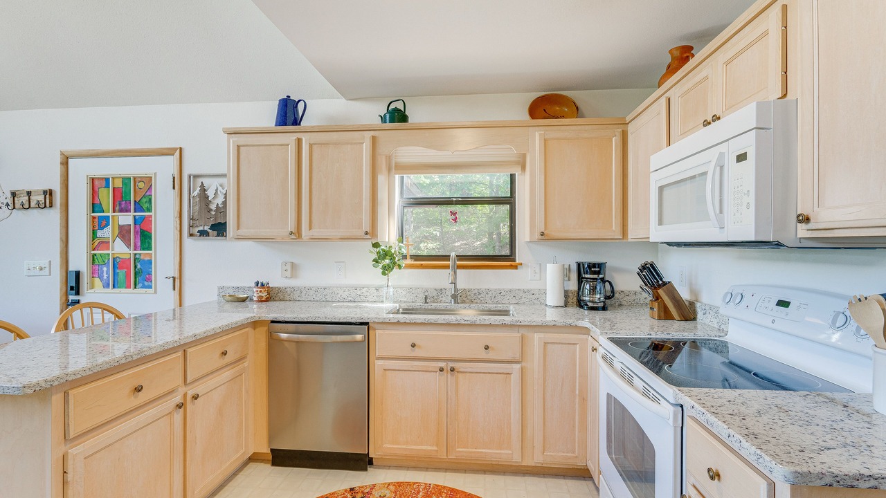 Photo of Kitchen in Upper Peachtree