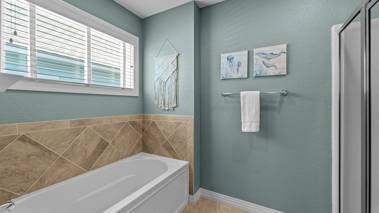Photo of Bathroom in Bermuda Bay