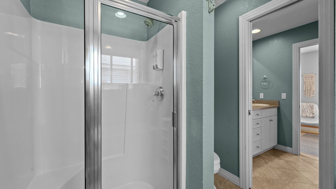 Photo of Bathroom in Bermuda Bay