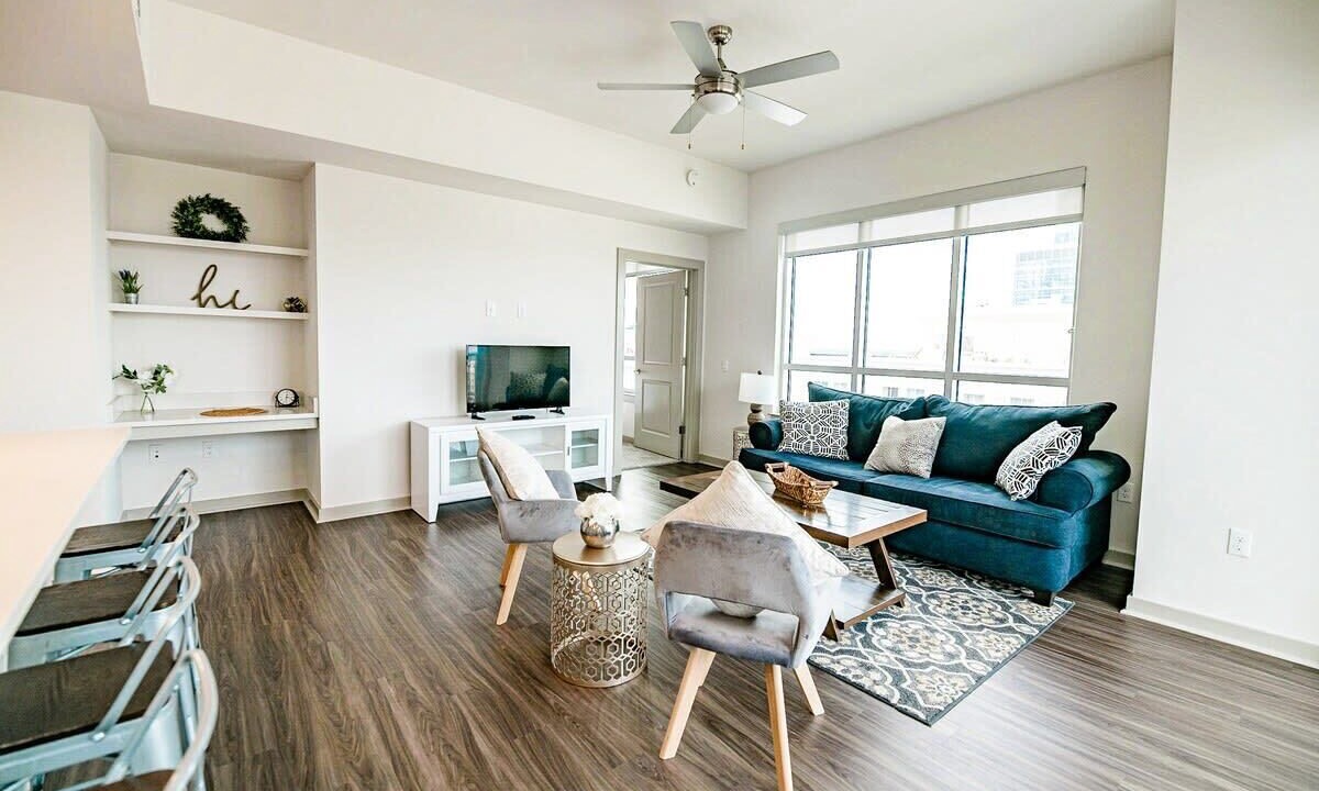 Photo of Livingroom in Third Ward