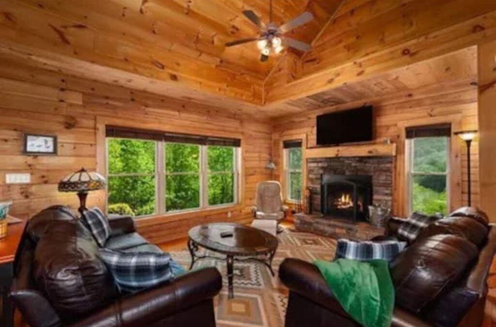 Photo of Livingroom in Whittier