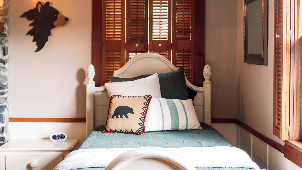 Photo of Bedroom in Stecoah