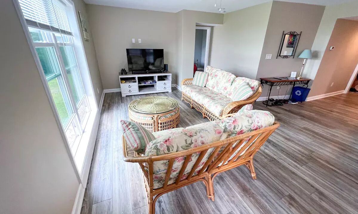Photo of Livingroom in Fairfield Harbour