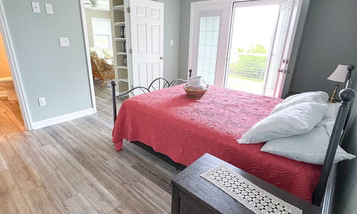 Photo of Bedroom in Fairfield Harbour