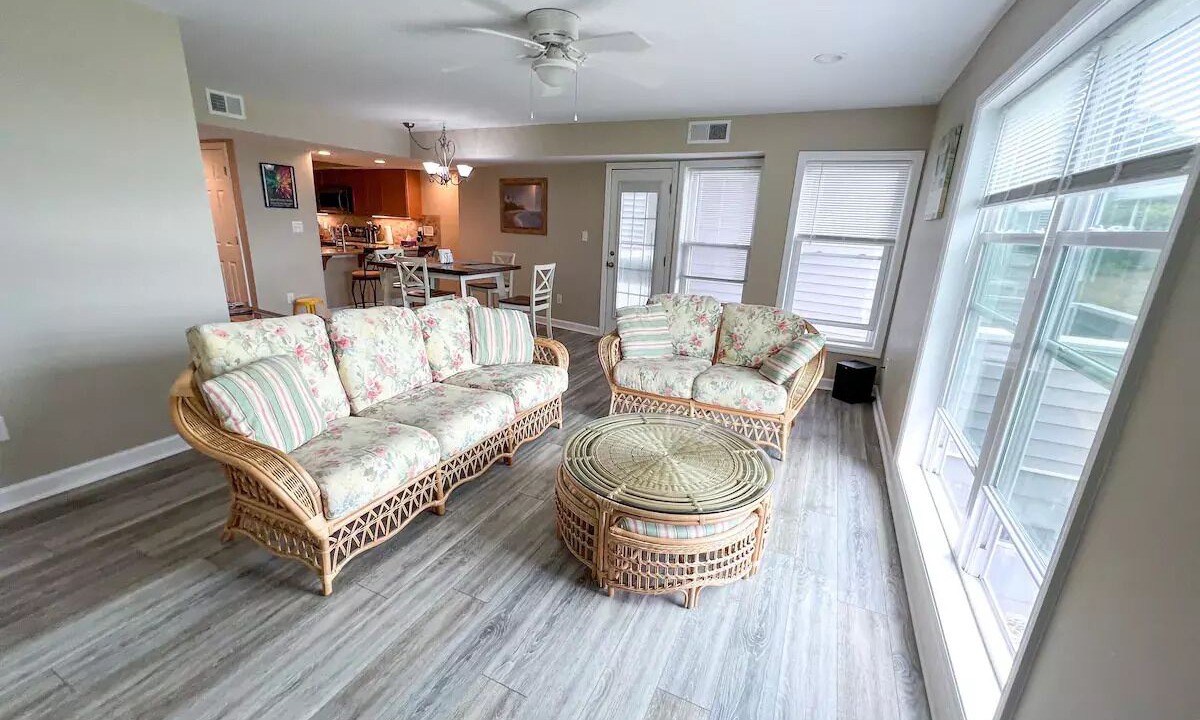 Photo of Livingroom in Fairfield Harbour