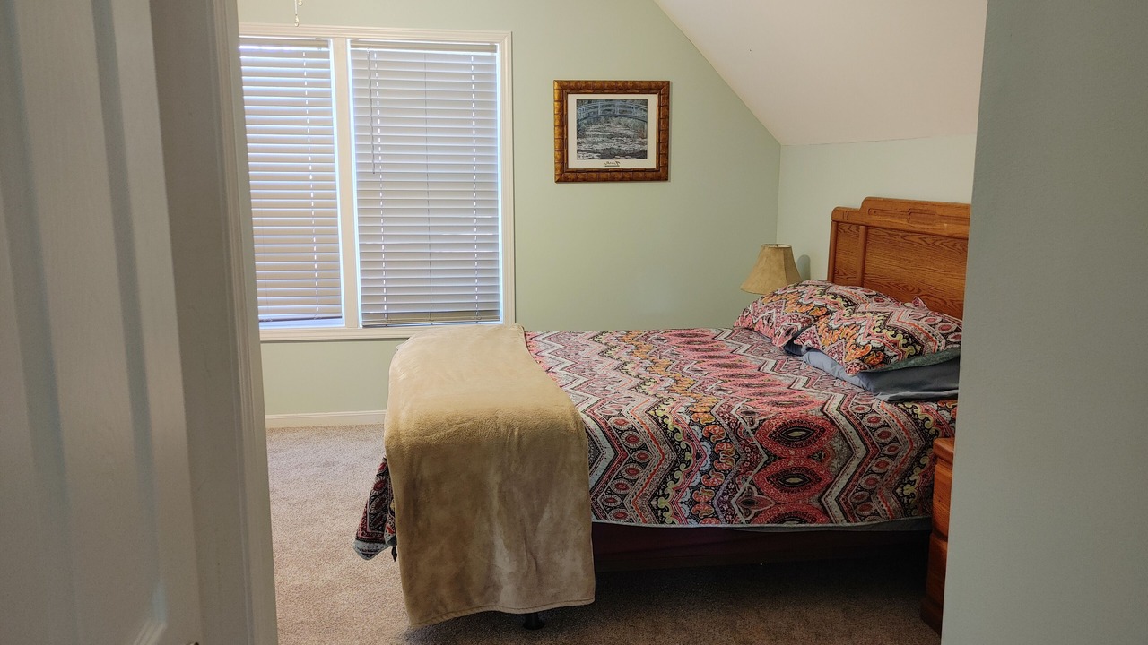 Photo of Bedroom in Troutman