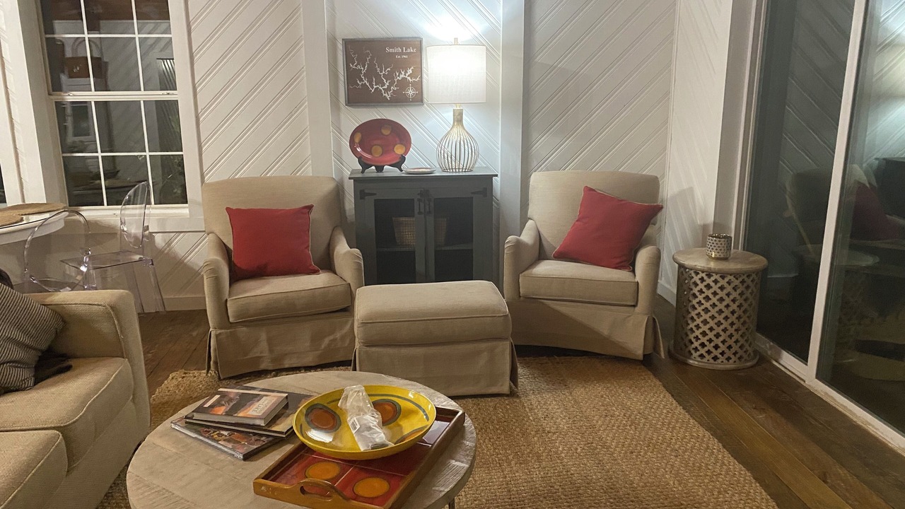 Photo of Livingroom in Jasper