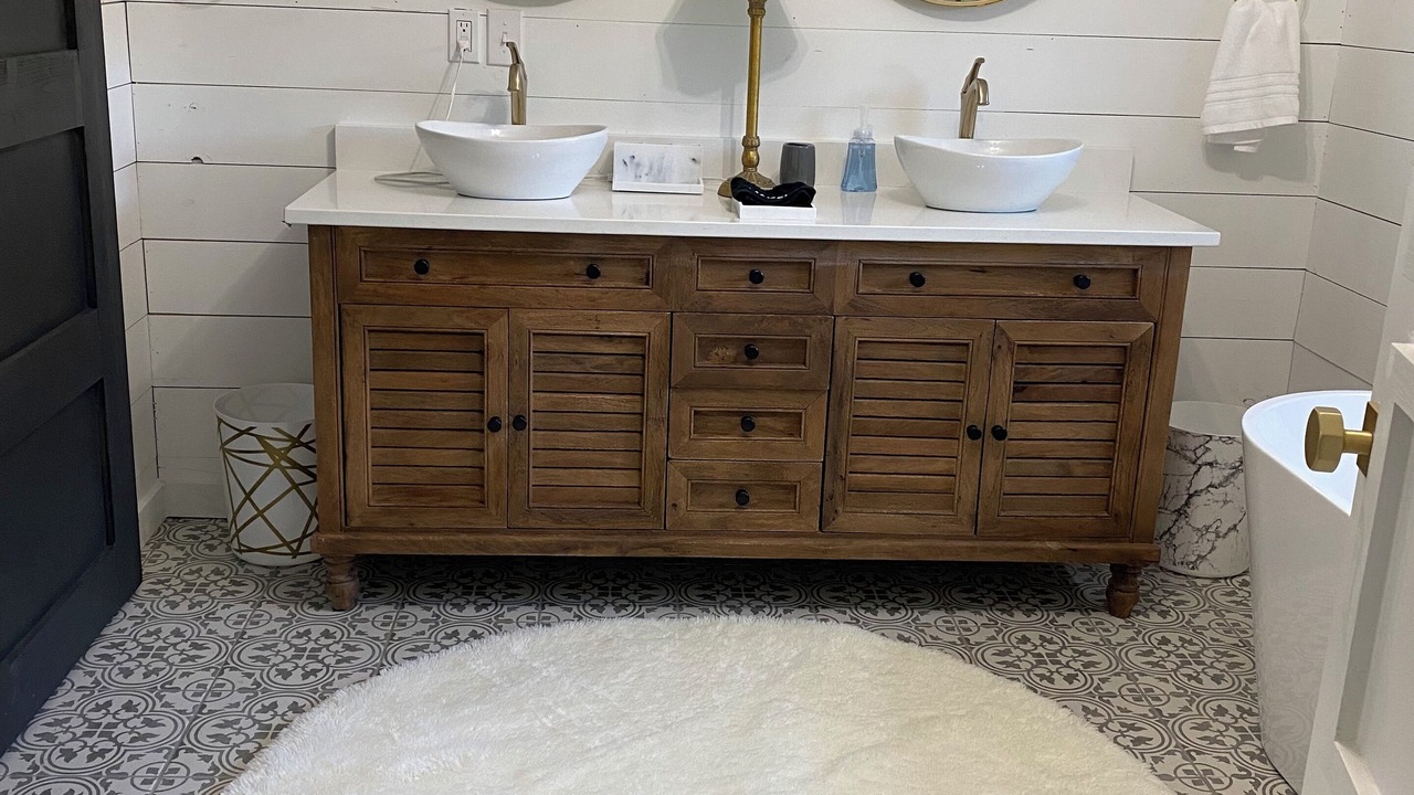 Photo of Bathroom in Jasper