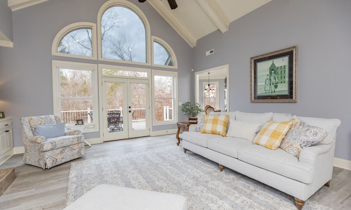 Photo of Livingroom in Macon