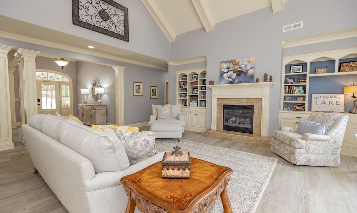 Photo of Livingroom in Macon