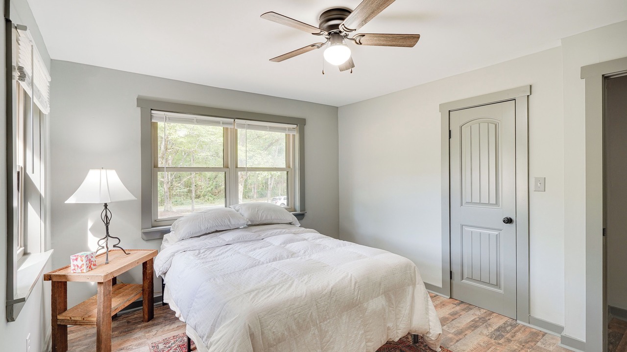Photo of Bedroom in Creedmoor
