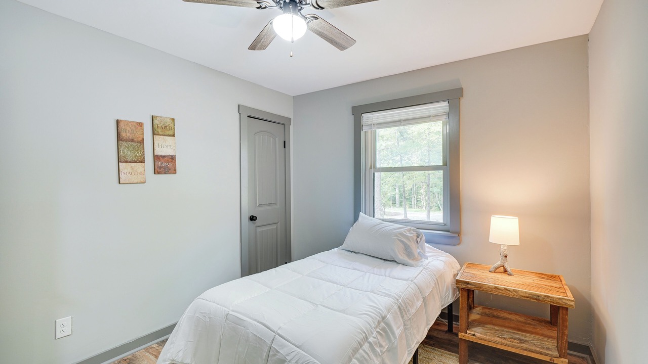 Photo of Bedroom in Creedmoor