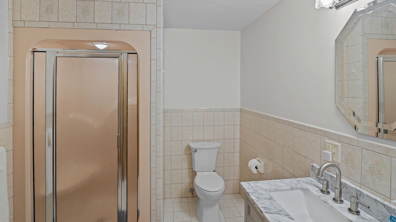 Photo of Bathroom in Oriental