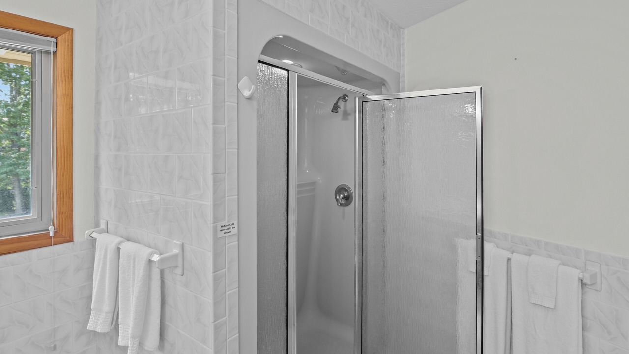 Photo of Bathroom in Oriental