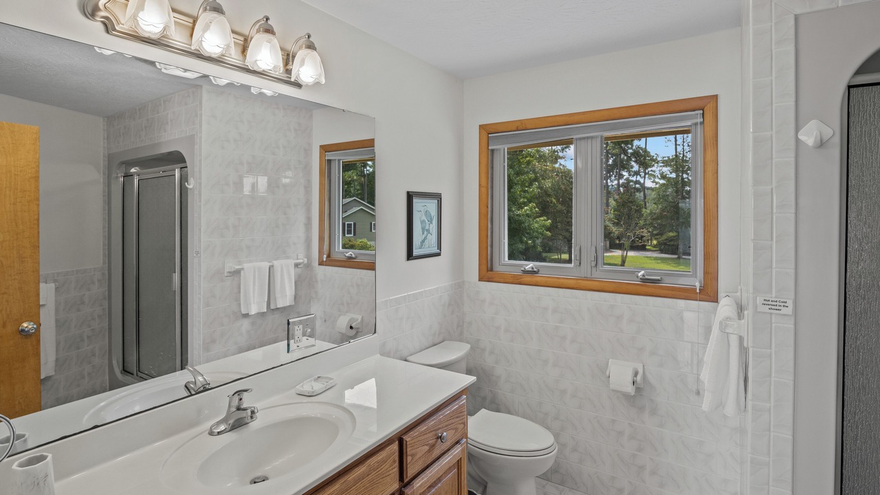Photo of Bathroom in Oriental