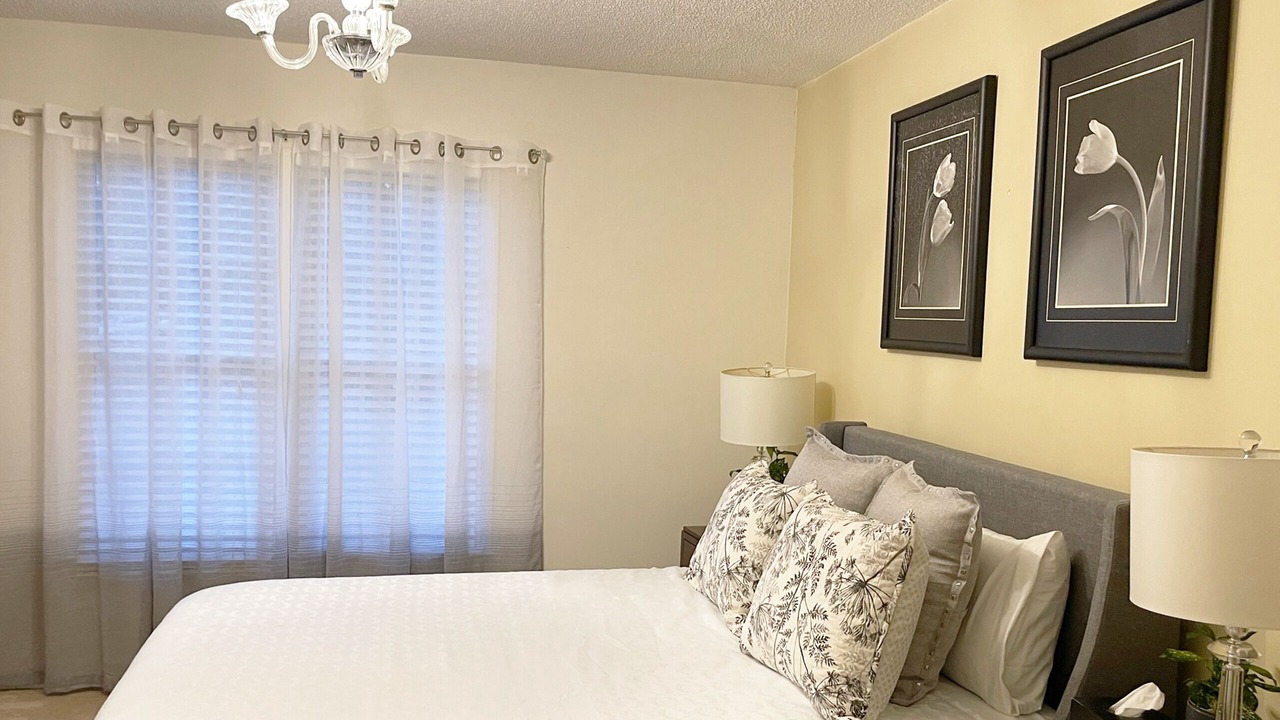 Photo of Bedroom in Jamestown