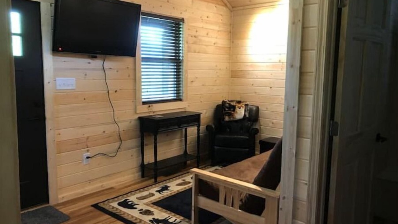 Photo of Livingroom in Candler