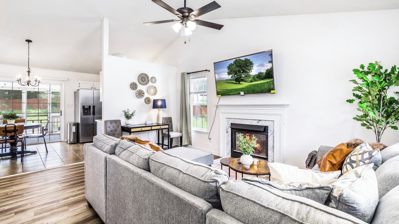 Photo of Livingroom in Holly Springs