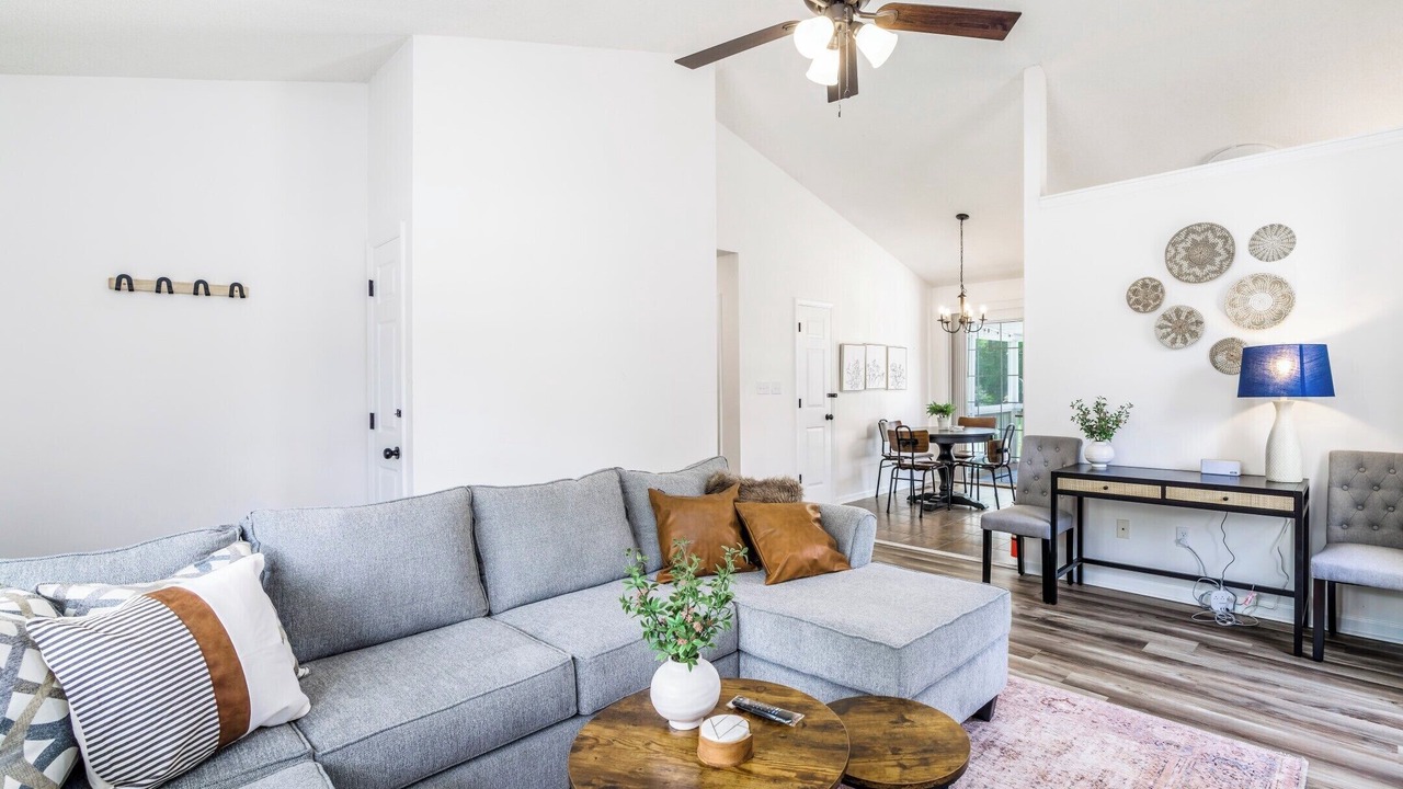 Photo of Livingroom in Holly Springs