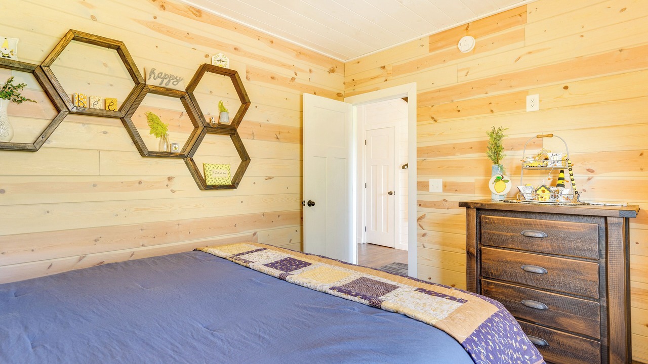 Photo of Bedroom in Murphy
