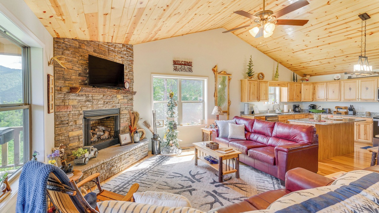 Photo of Livingroom in Murphy