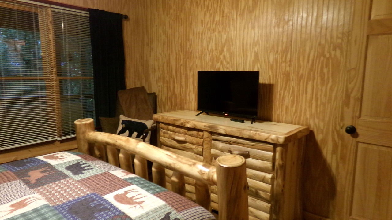 Photo of Bedroom in Laurel Springs
