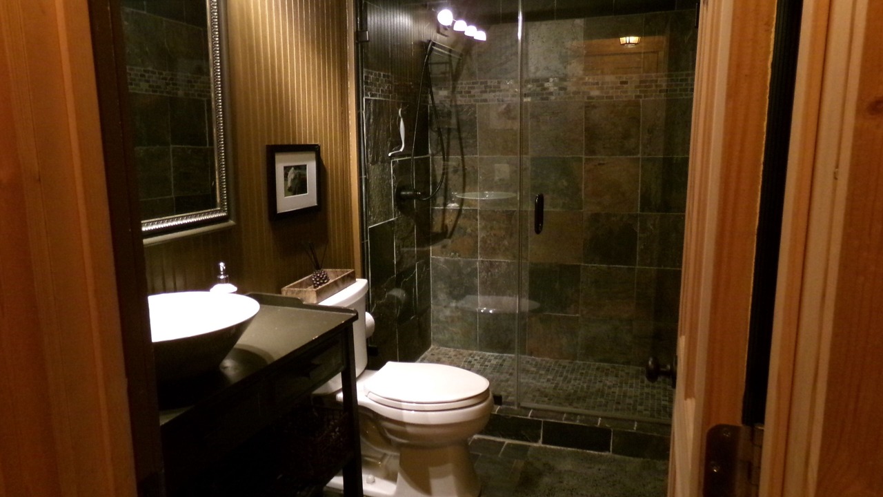 Photo of Bathroom in Laurel Springs
