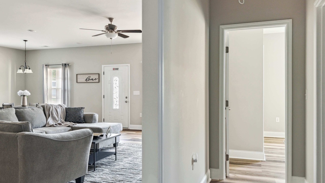 Photo of Livingroom in Toddville Road