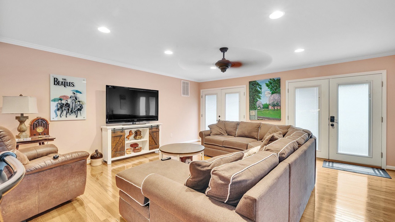Photo of Livingroom in Waxhaw