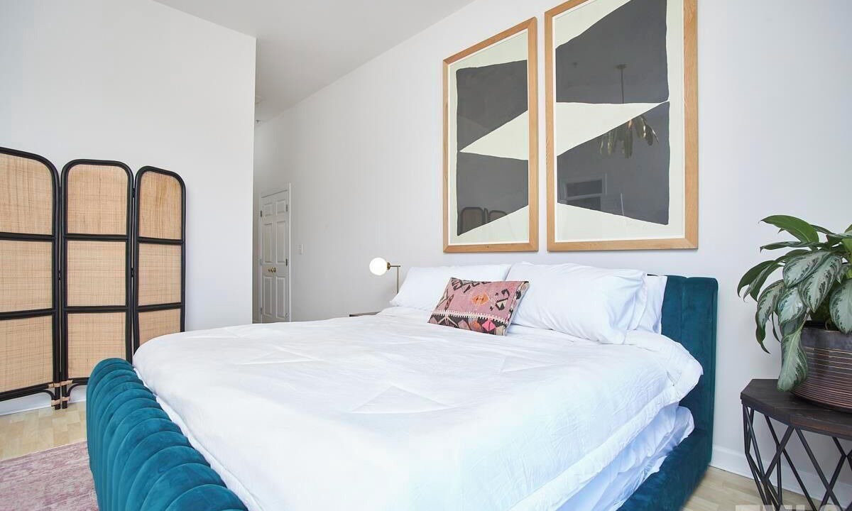 Photo of Bedroom in Downtown