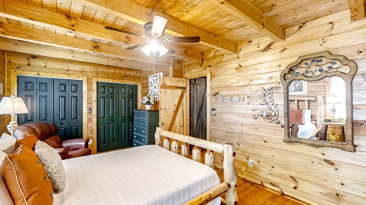 Photo of Bedroom in Murphy