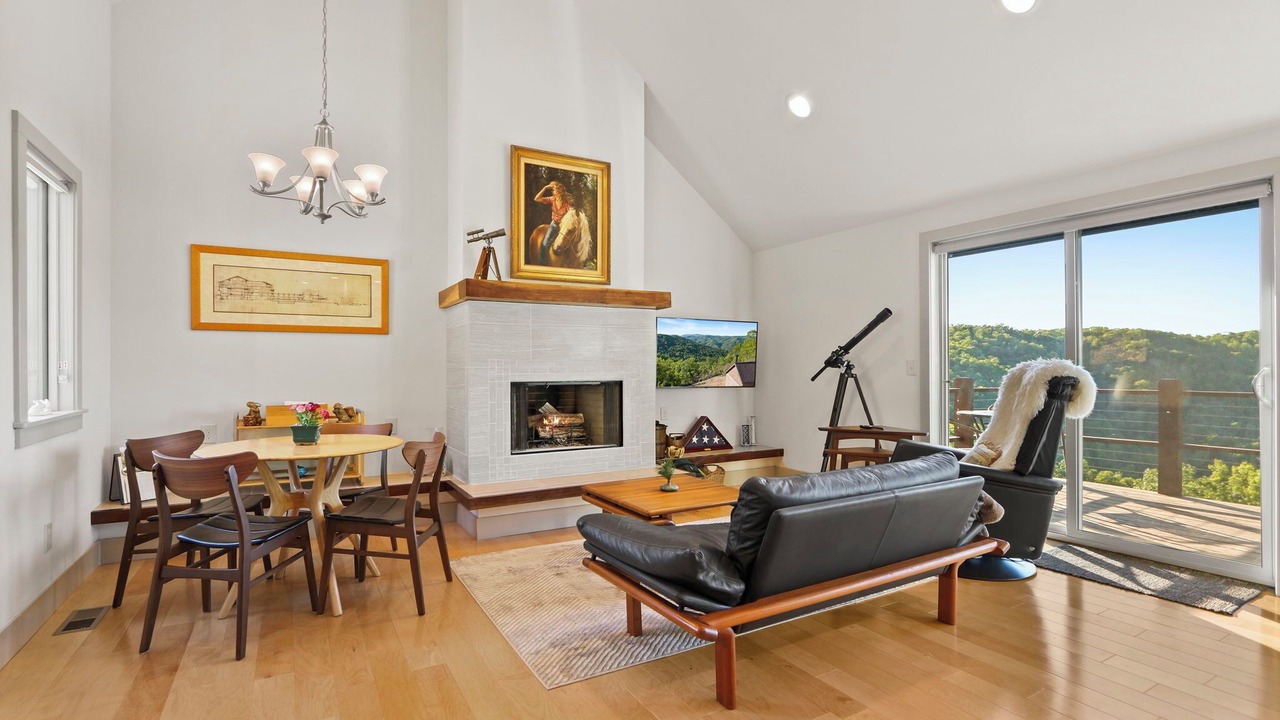 Photo of Livingroom in Ferguson