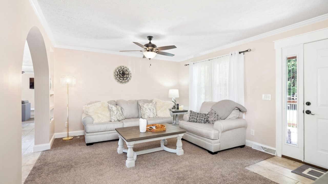 Photo of Livingroom in Leicester