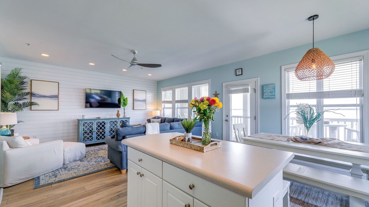 Photo of Livingroom in Indian Beach
