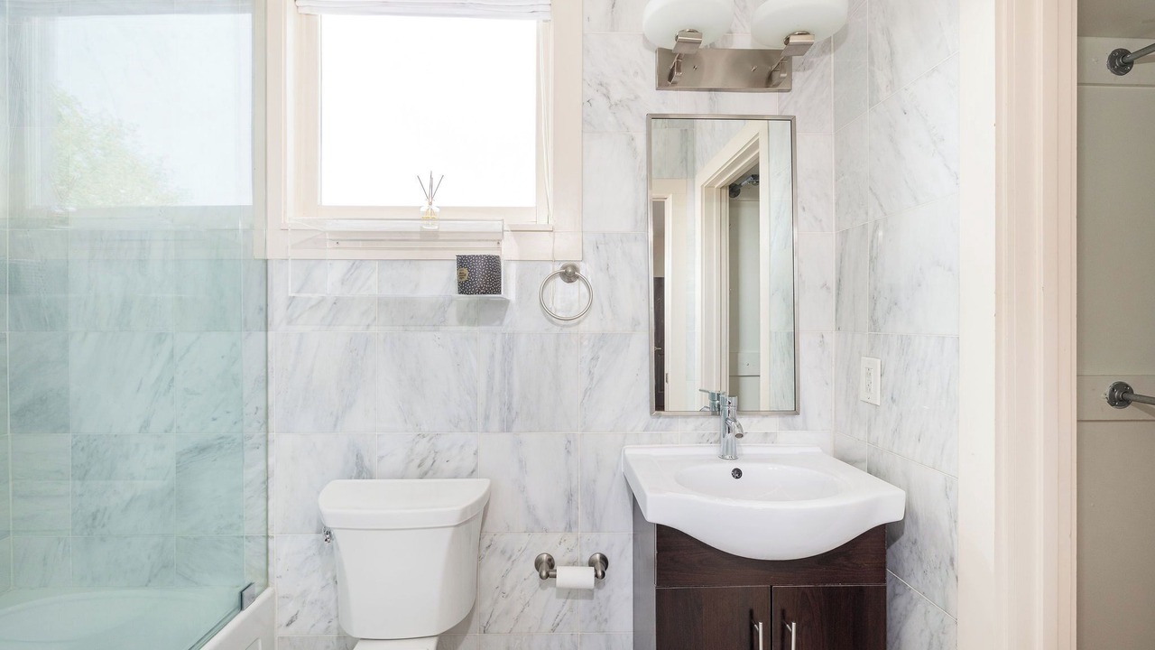 Photo of Bathroom in Belmont - Hillsboro