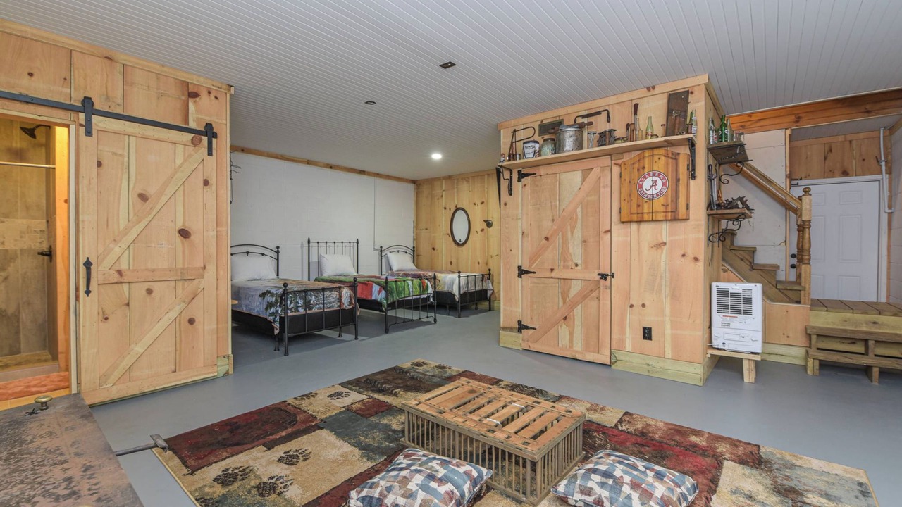 Photo of Bedroom in Saluda