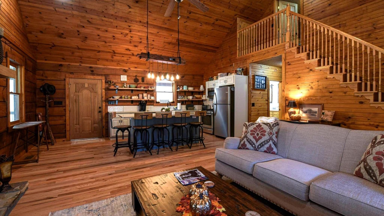 Photo of Livingroom in Saluda