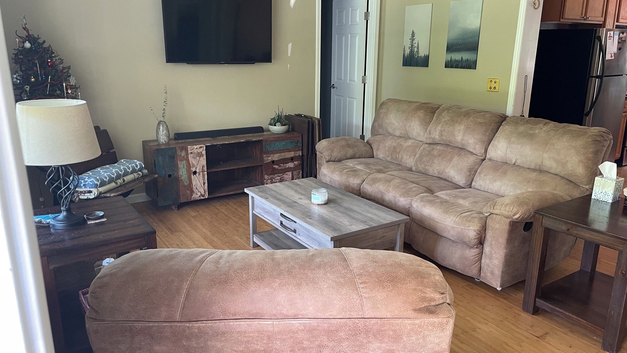 Photo of Bedroom in Arden