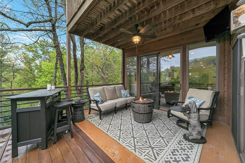 Photo of Outdoor in Lake Toxaway