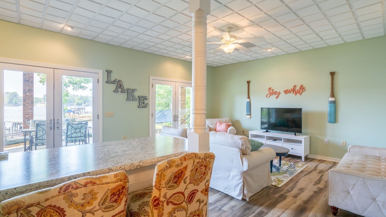 Photo of Livingroom in New London