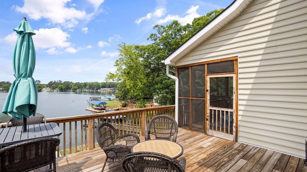 Photo of Outdoor in New London