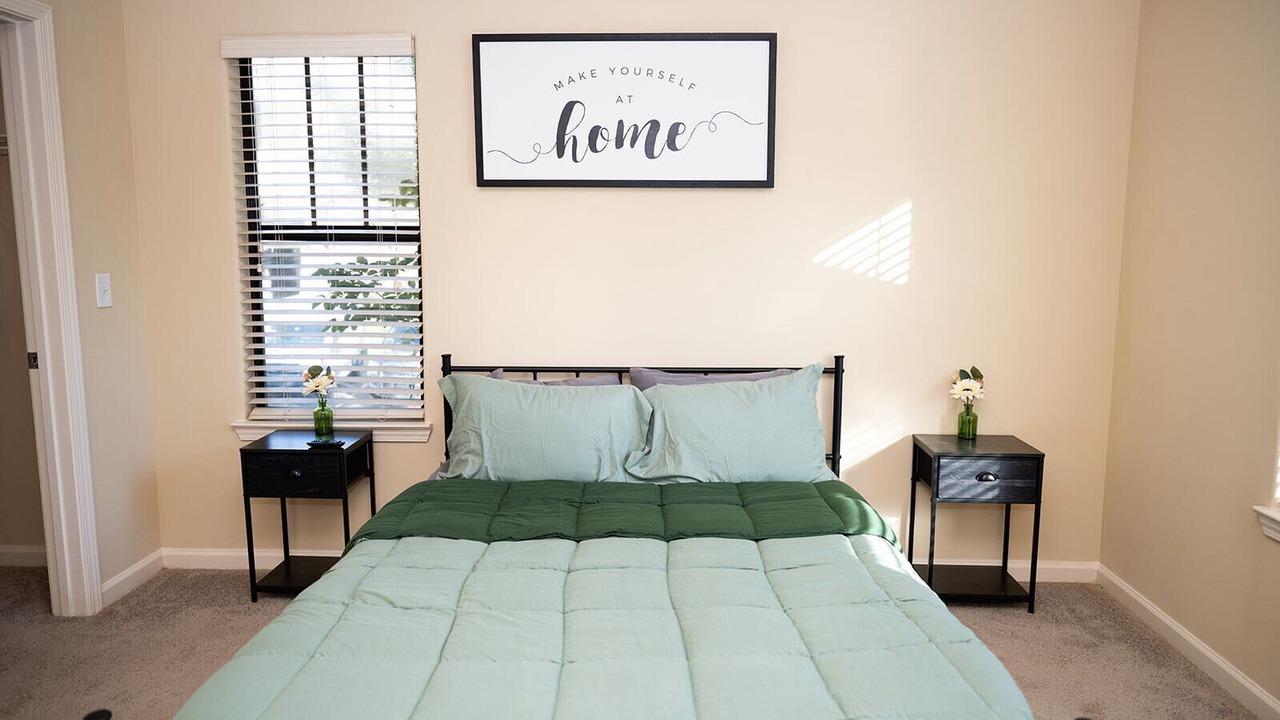 Photo of Bedroom in Executive Park