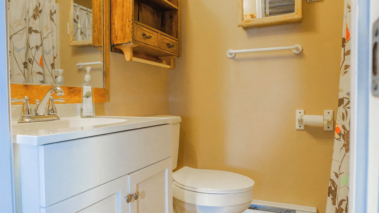 Photo of Bathroom in Glade Valley