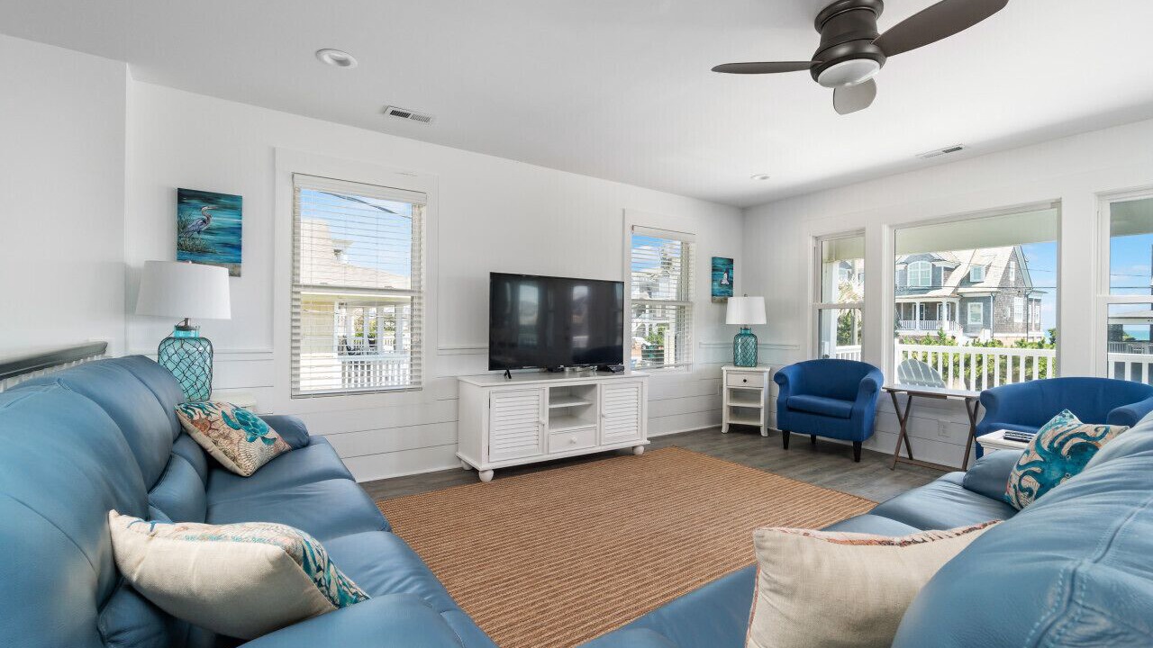 Photo of Livingroom in Atlantic Beach