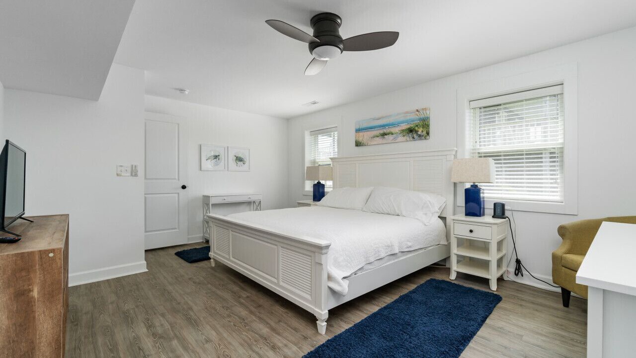 Photo of Bedroom in Atlantic Beach