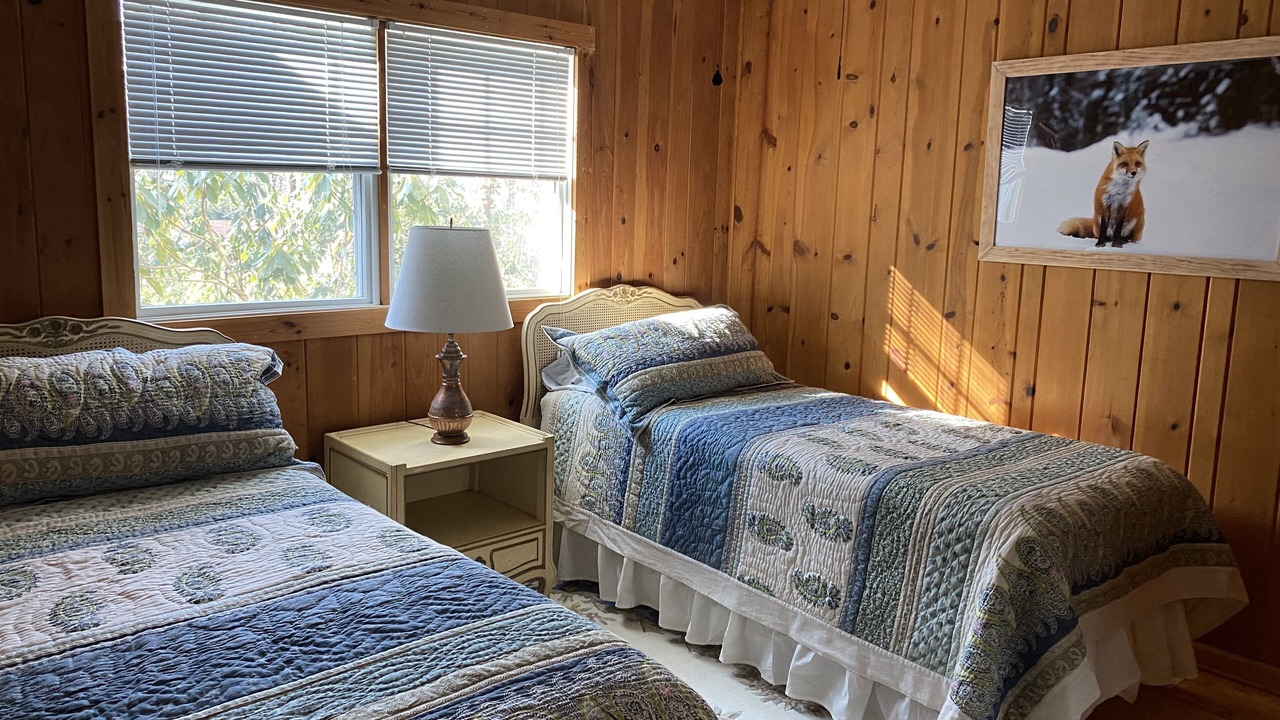 Photo of Bedroom in Lake Toxaway