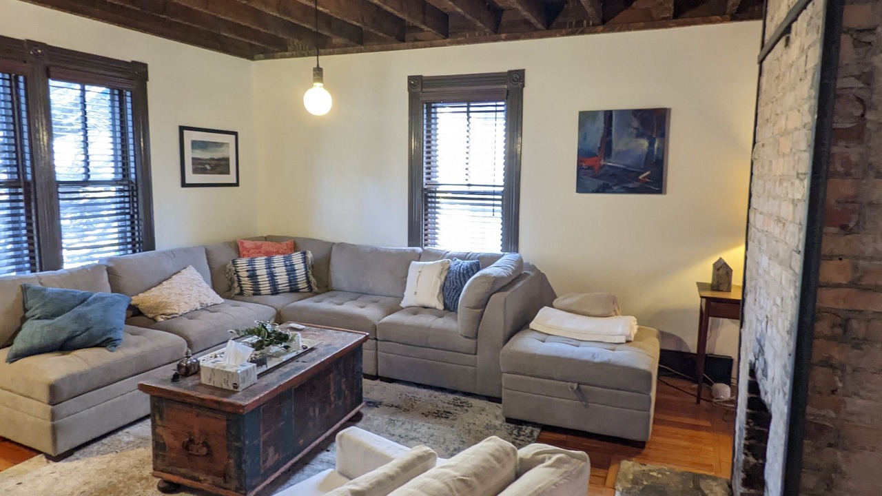 Photo of Livingroom in Historic Montford